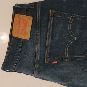 Loose, Straight Fit, Mens Levis Strauss 569, Faded Dark Blue Jeans